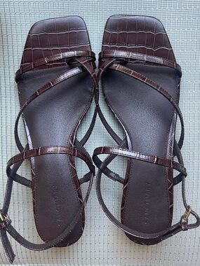 Sanctuary Brown Croc-Embossed Strappy Kitten Heels